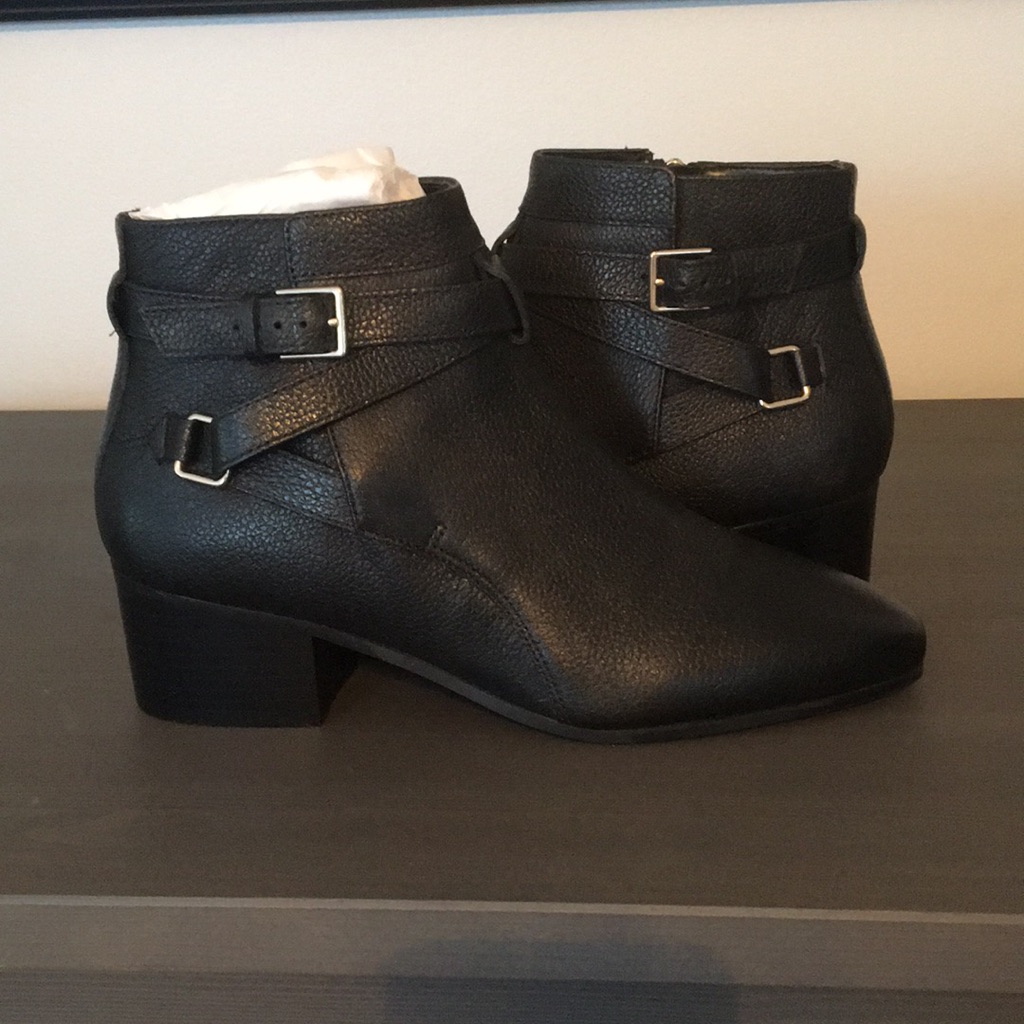 Talbots Nwt Black Booties